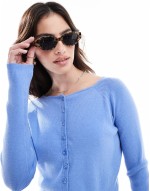 oval sunglasses in milky tort