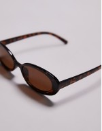 Kos oval sunglasses in brown tort