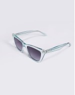 Quay call the shots cat eye sunglasses pale blue