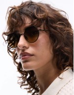 The Vietri hex metal sunglasses with gradient lens