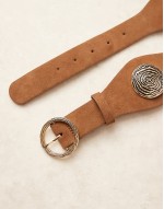 rose emblem leather belt in brown